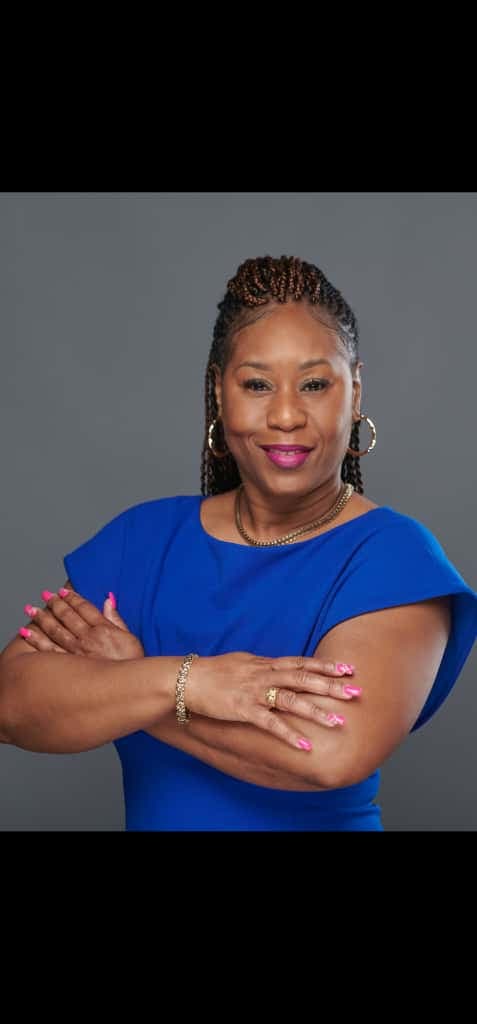 Cheree Sione’ - Founder of LABS TO GO